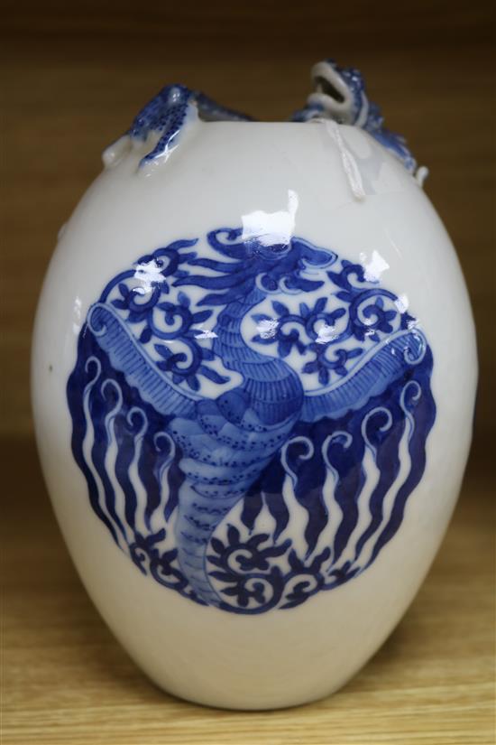 A Chinese blue and white cylindrical vase, with four-character mark and two other items,